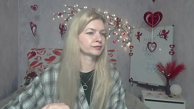 Snapshot of MelissaTyler chatting on February 12, 2026, 8:47 am MelissaTyler online show from February 12, 2026, 8:47 am