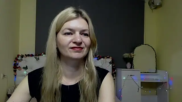 Snapshot of MelissaTyler chatting on February 18, 2026, 8:22 am MelissaTyler online show from February 18, 2026, 8:22 am