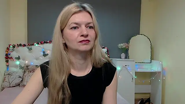 Snapshot of MelissaTyler chatting on February 22, 2026, 6:27 am MelissaTyler online show from February 22, 2026, 6:27 am