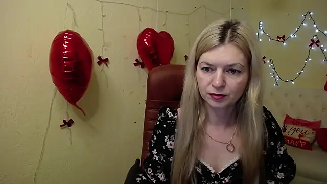 Snapshot of MelissaTyler chatting on February 17, 2026, 1:30 pm MelissaTyler online show from February 17, 2026, 1:30 pm