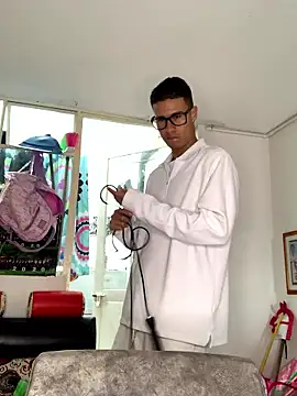 Latin Paisa Boy online show from January 12, 2026, 8:04 pm