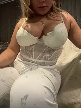 ELLSTRIP online show from March 18, 2026, 4:48 am