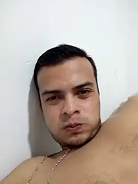 Snapshot of soytorres92 chatting on May 8, 2026, 5:11 am soytorres92 online show from May 8, 2026, 5:11 am