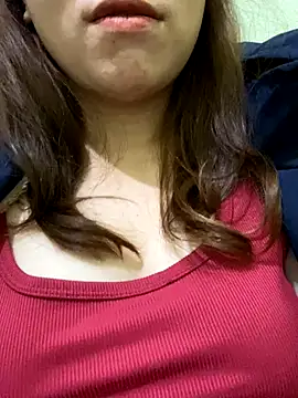 Snapshot of ave-delight chatting on January 7, 2026, 3:33 am ave-delight online show from January 7, 2026, 3:33 am