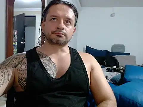 Snapshot of gonzzohunterr chatting on May 26, 2026, 3:37 am gonzzohunterr online show from May 26, 2026, 3:37 am