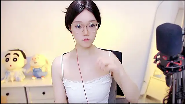 Snapshot of Cindy-dd chatting on July 7, 2026, 4:10 pm Cindy-dd online show from July 7, 2026, 4:10 pm