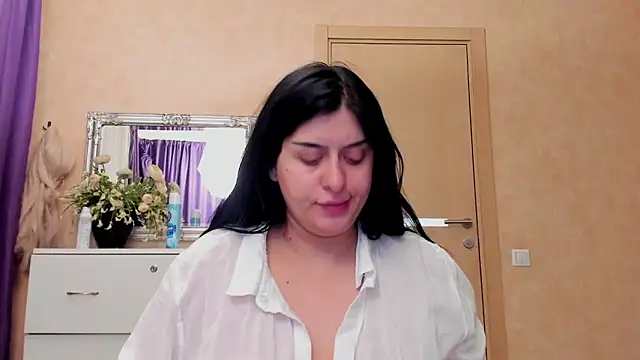 NayaNoirX online show from April 24, 2026, 5:53 am