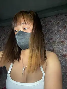 Snapshot of Wendy-2 chatting on February 9, 2026, 3:43 pm Wendy-2 online show from February 9, 2026, 3:43 pm