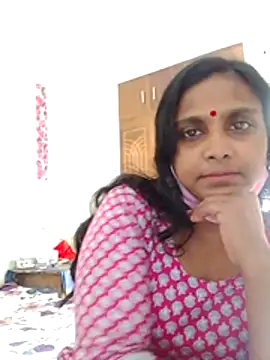 Snapshot of Hot_Sweety02 chatting on February 16, 2026, 9:19 am Hot Sweety02 online show from February 16, 2026, 9:19 am