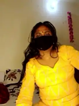 Snapshot of Hot_Sweety02 chatting on February 15, 2026, 12:11 am Hot Sweety02 online show from February 15, 2026, 12:11 am