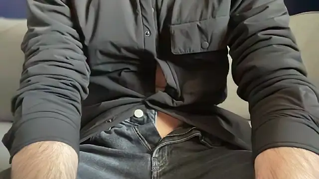 bwcblake69x online show from March 25, 2026, 1:32 pm