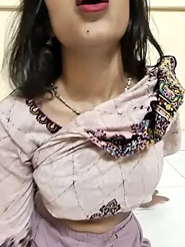 Yours-Zeenat online show from April 24, 2026, 10:39 am