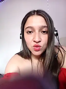 Laia  Evanss online show from April 8, 2026, 4:30 pm