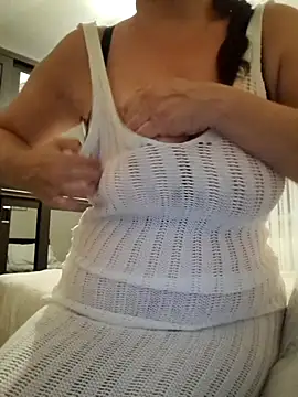 Snapshot of tutku01show chatting on July 24, 2026, 8:49 pm tutku01show online show from July 24, 2026, 8:49 pm