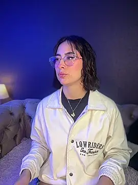 luna gv online show from March 6, 2026, 10:43 am