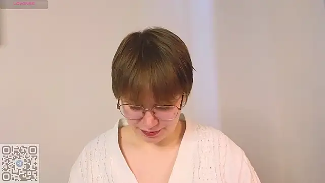 Snapshot of starsonthesky chatting on February 1, 2026, 10:24 am starsonthesky online show from February 1, 2026, 10:24 am