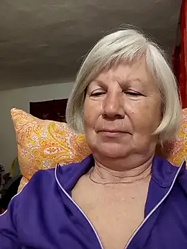 Snapshot of KlaudiaDarling chatting on March 29, 2026, 7:04 pm KlaudiaDarling online show from March 29, 2026, 7:04 pm