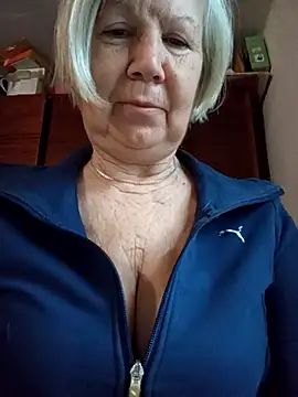 KlaudiaDarling online show from January 7, 2026, 6:18 am