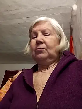 Snapshot of KlaudiaDarling chatting on February 12, 2026, 3:45 pm KlaudiaDarling online show from February 12, 2026, 3:45 pm