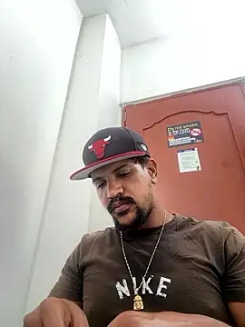 bigdick211292 online show from January 15, 2026, 1:14 pm