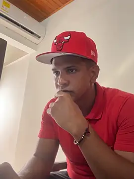 bigdick211292 online show from March 28, 2026, 8:43 pm