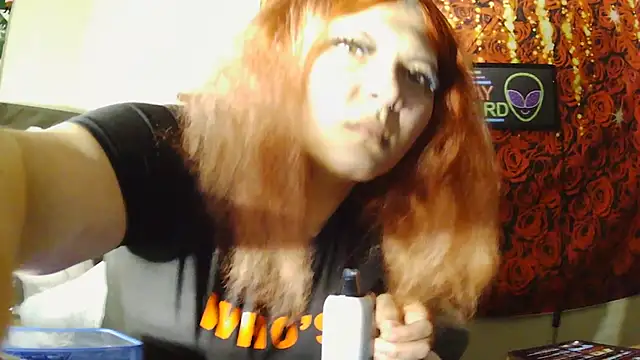 Snapshot of Goddessbunny_311 chatting on January 18, 2026, 5:44 am Goddessbunny 311 online show from January 18, 2026, 5:44 am