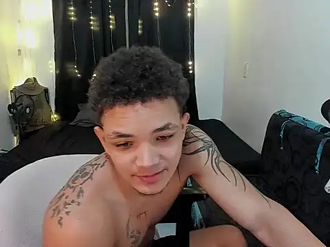 Dres4U online show from March 13, 2026, 7:35 am