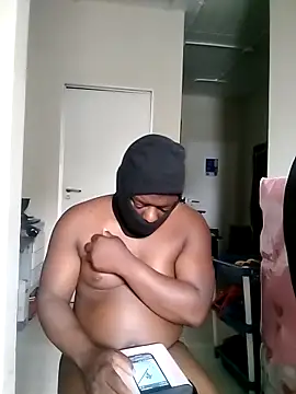 Snapshot of Bra-G chatting on March 21, 2026, 6:47 am Bra-G online show from March 21, 2026, 6:47 am