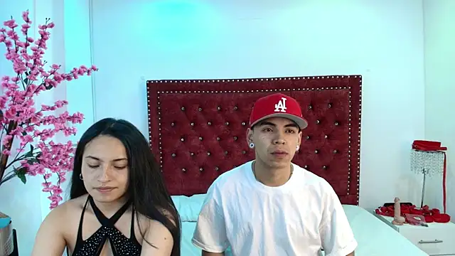 Snapshot of Jaden_and_sofia chatting on May 26, 2026, 3:15 am Jaden and sofia online show from May 26, 2026, 3:15 am