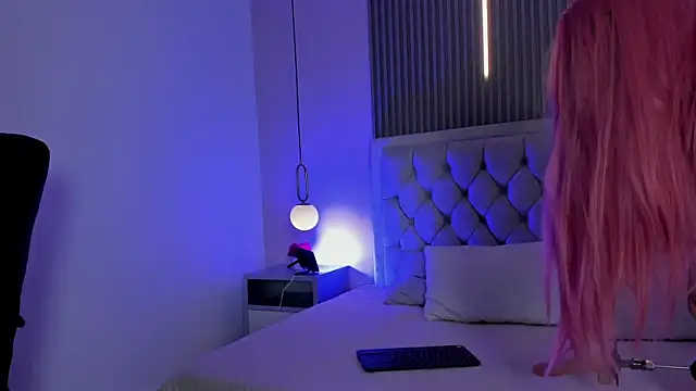 Chloe dolls18 online show from January 16, 2026, 9:30 pm