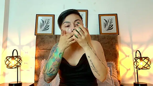 Snapshot of kat_paradise chatting on July 21, 2026, 12:06 pm kat paradise online show from July 21, 2026, 12:06 pm