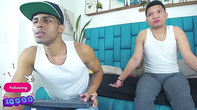 Interracial Snow Bunny online show from May 25, 2026, 9:13 pm