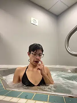 Snapshot of FaiiryArii chatting on March 7, 2026, 10:15 pm FaiiryArii online show from March 7, 2026, 10:15 pm