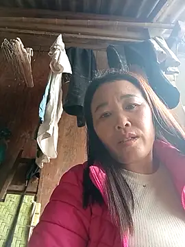 dakota-kis online show from February 19, 2026, 1:35 am