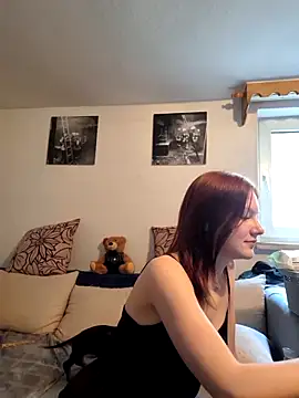 Mia mueller online show from February 3, 2026, 2:00 pm