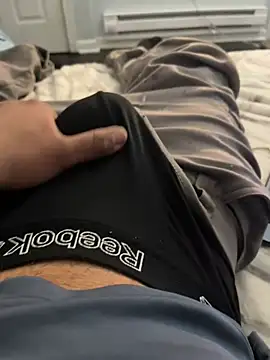 elpapigrande12 online show from February 13, 2026, 2:00 am