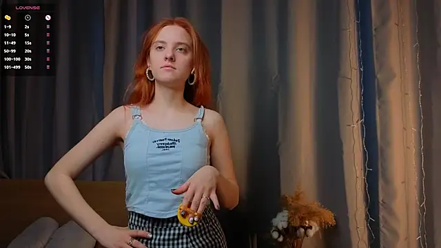 RennaHettes online show from April 24, 2026, 1:07 am
