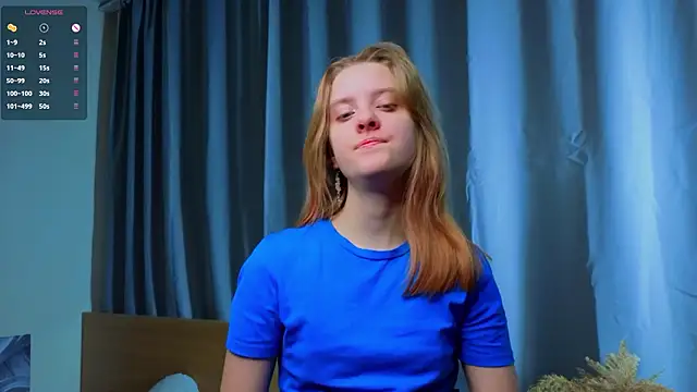 Snapshot of RennaHettes chatting on March 18, 2026, 1:09 am RennaHettes online show from March 18, 2026, 1:09 am