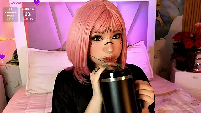 Snapshot of Sienna_Desiree chatting on March 21, 2026, 1:51 am Sienna Desiree online show from March 21, 2026, 1:51 am