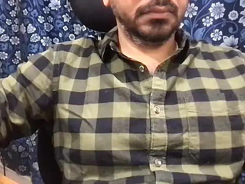 Snapshot of sundar85m chatting on February 21, 2026, 12:18 pm sundar85m online show from February 21, 2026, 12:18 pm