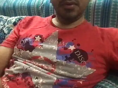 Snapshot of sundar85m chatting on March 16, 2026, 6:10 pm sundar85m online show from March 16, 2026, 6:10 pm