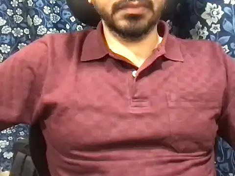 Snapshot of sundar85m chatting on March 10, 2026, 12:42 pm sundar85m online show from March 10, 2026, 12:42 pm