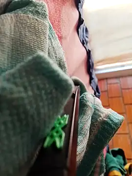 Uribe10  online show from March 29, 2026, 8:10 pm