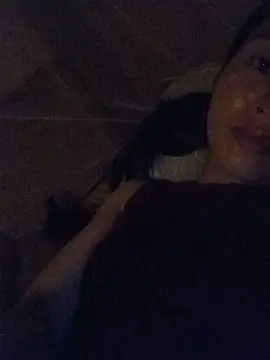 Snapshot of Hiniyk2 chatting on June 8, 2026, 3:23 pm Hiniyk2 online show from June 8, 2026, 3:23 pm