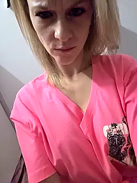 kiwi-orchidee-x online show from February 13, 2026, 11:27 pm