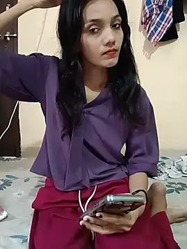 Honey lily-93 online show from July 13, 2026, 8:35 am