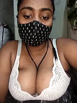 Snapshot of Hotty_Nishaa chatting on March 16, 2026, 9:39 pm Hotty Nishaa online show from March 16, 2026, 9:39 pm