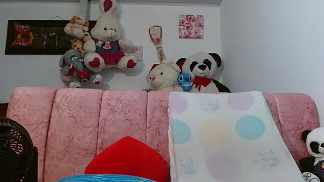 Snapshot of Caticatrina chatting on June 7, 2026, 3:45 am Caticatrina online show from June 7, 2026, 3:45 am