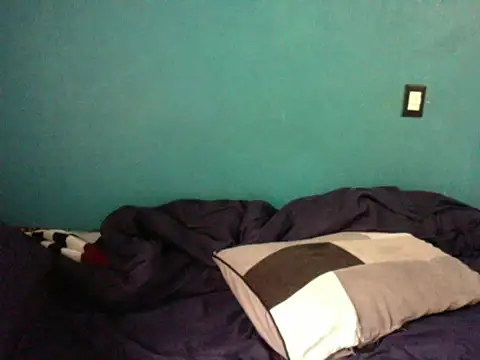 Snapshot of latinomoreno95 chatting on May 22, 2026, 4:27 pm latinomoreno95 online show from May 22, 2026, 4:27 pm