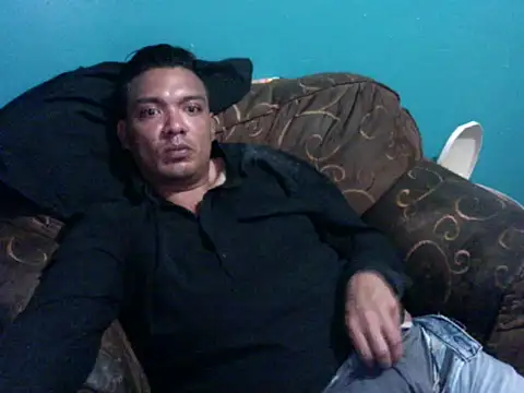 Snapshot of latinomoreno95 chatting on May 15, 2026, 10:52 pm latinomoreno95 online show from May 15, 2026, 10:52 pm